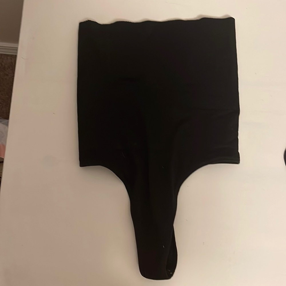 Black Waist Slimmer (size: medium)